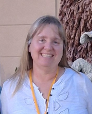Debby Bollig
